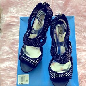 Simply Vera Wang Platform Heels